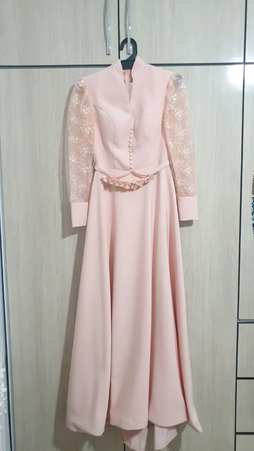 لباس مجلسی و نامزدی|لباس|نی‌ریز, |دیوار