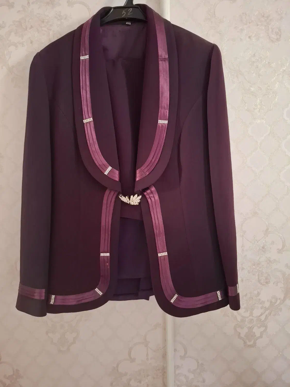 کت ودامن|لباس|قدس, شهر‌قدس|دیوار