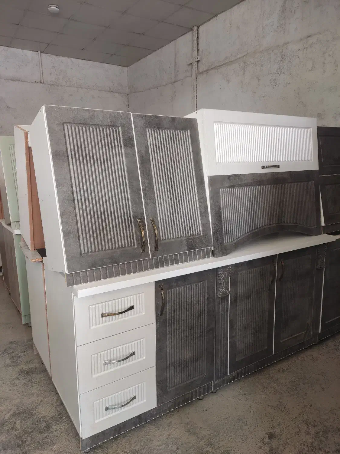 کابینت وکیوم اماده|کتابخانه، شلف، قفسه‌های دیواری|شیروان (خراسان), |دیوار