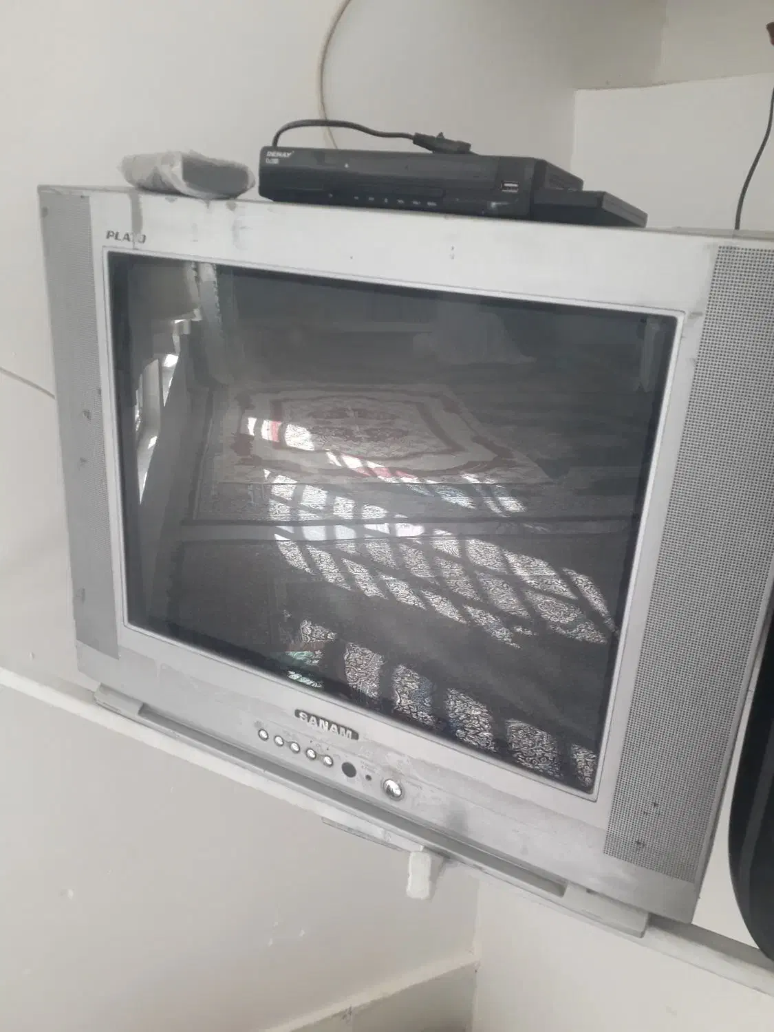 تلویزیون با دستگاه دیجیتال توافقی|تلویزیون و پروژکتور|سیرجان, |دیوار