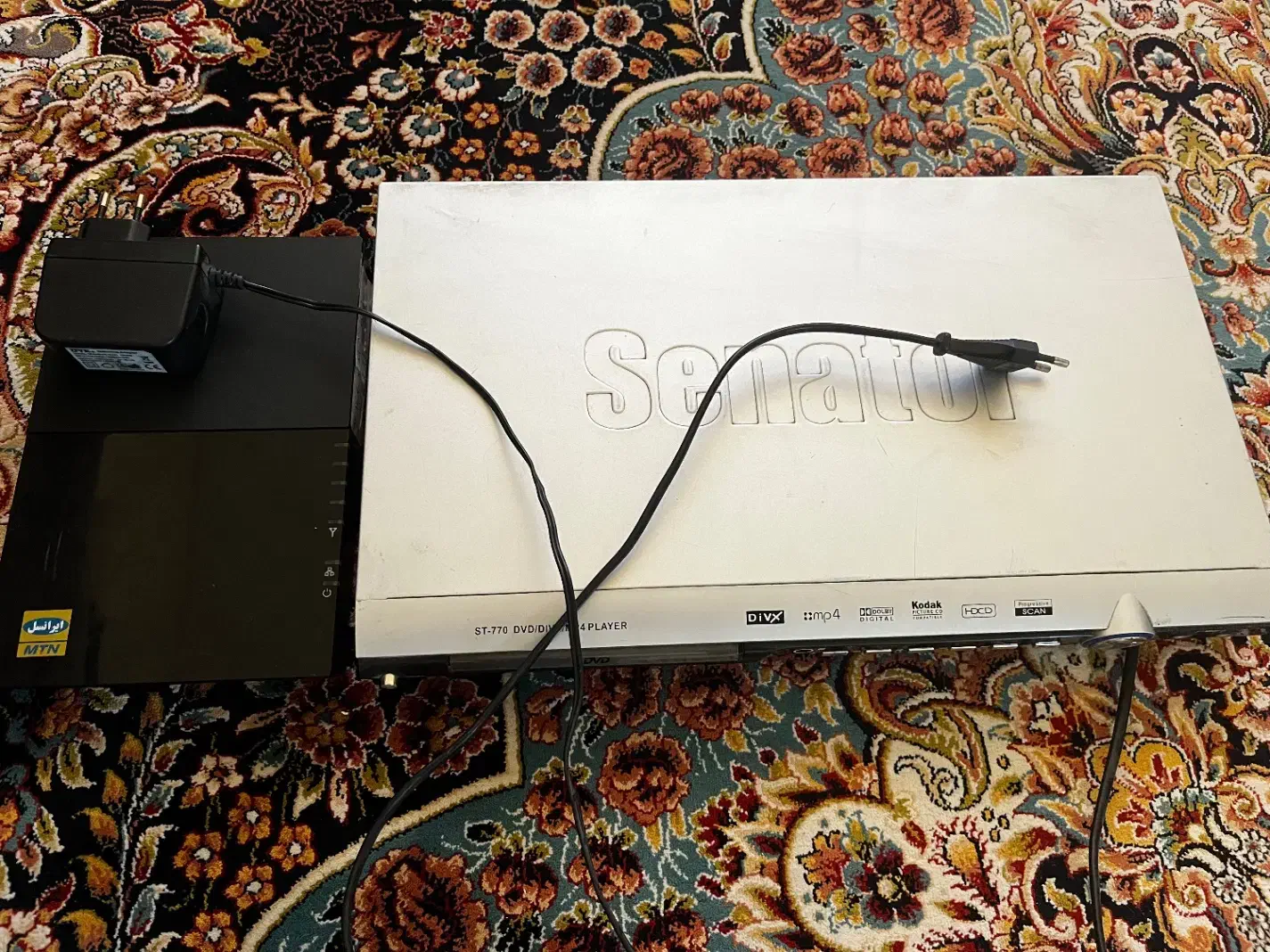 یک‌ عدد دستگاه دی وی دی مدل senator|پخش‌کننده DVD و ویدیو|اصفهان, ملک‌شهر|دیوار