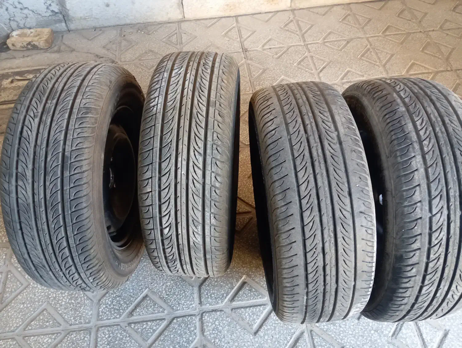 رینگ و لاستیک|قطعات یدکی و لوازم جانبی|آباده, |دیوار