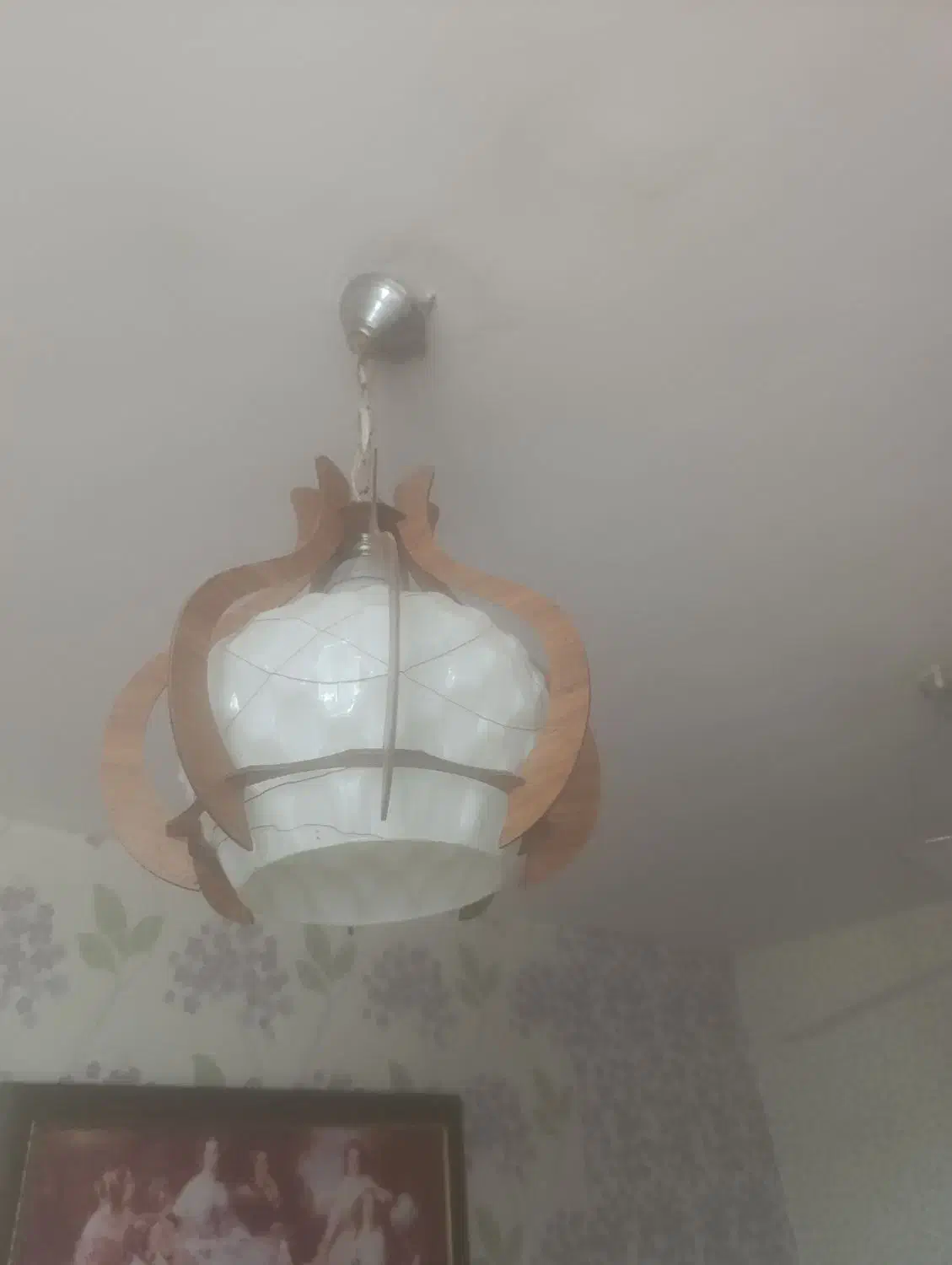 یک جفت لوستر اتاق خواب در حدنو و سالم|لوستر و چراغ آویز|اهواز, معین زاده|دیوار