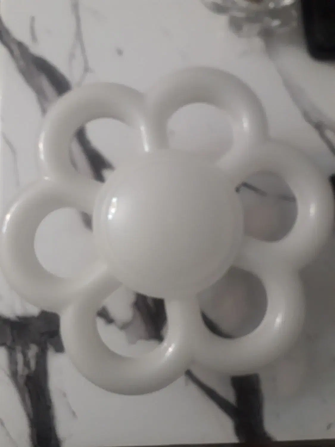 لامپ ۴۰ وات میتره|لامپ و چراغ|کرج, باغستان|دیوار