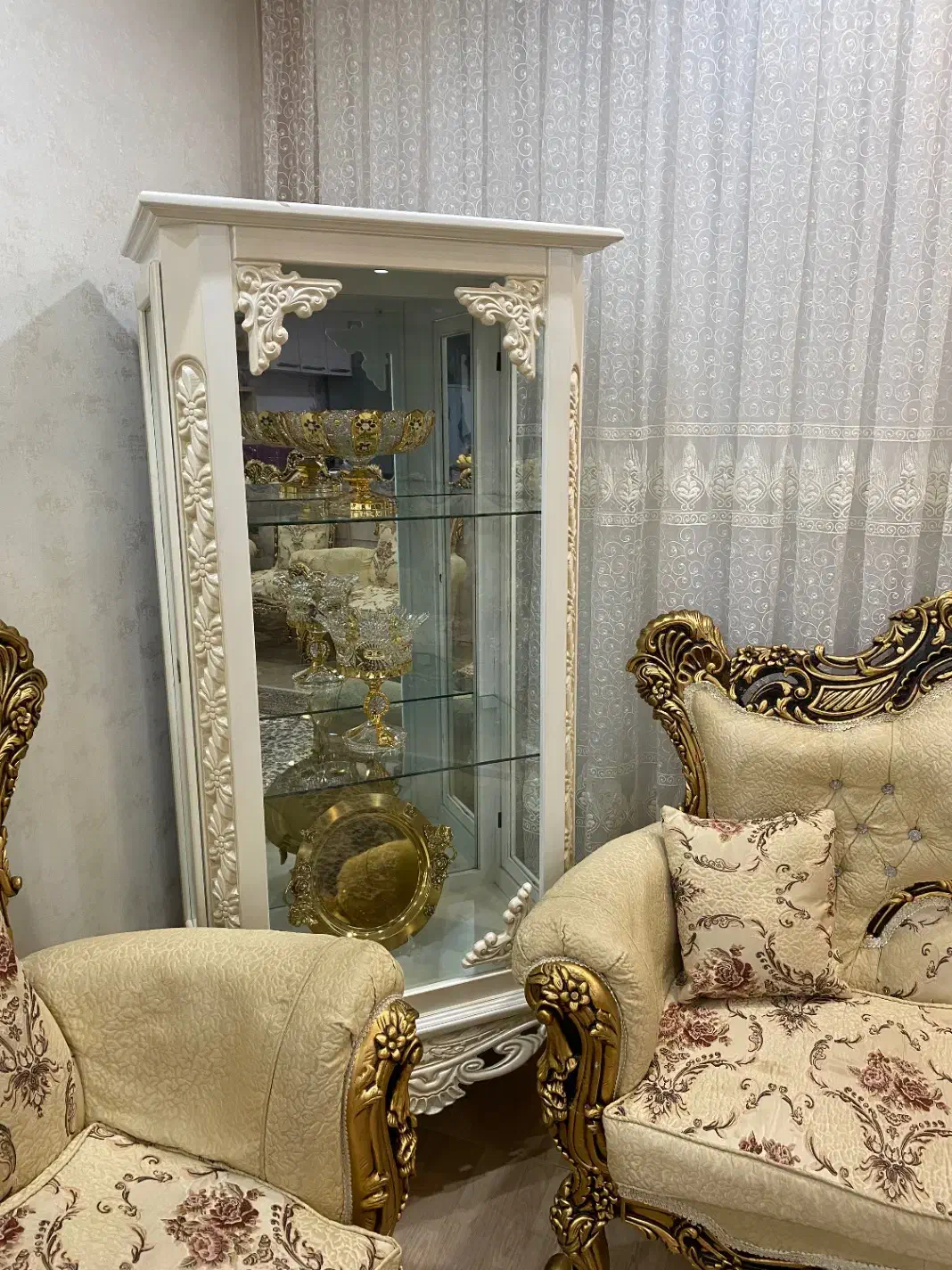 فروش مبلمان ۹نفره،بوفه،اینه شمعدان|مبلمان خانگی و میز عسلی|میاندوآب, |دیوار