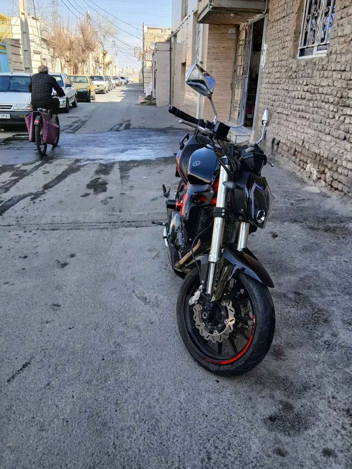 بنلی ۳۰۰ مدل ۱۴۰۱|موتورسیکلت|قرچک, میرزائی جنوبی|دیوار