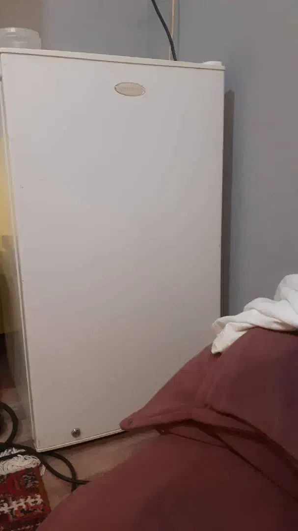 یخچال هتلی ۷ فوت کاملا تمیز و سالم|یخچال و فریزر|قرچک, شهرک طلائیه|دیوار