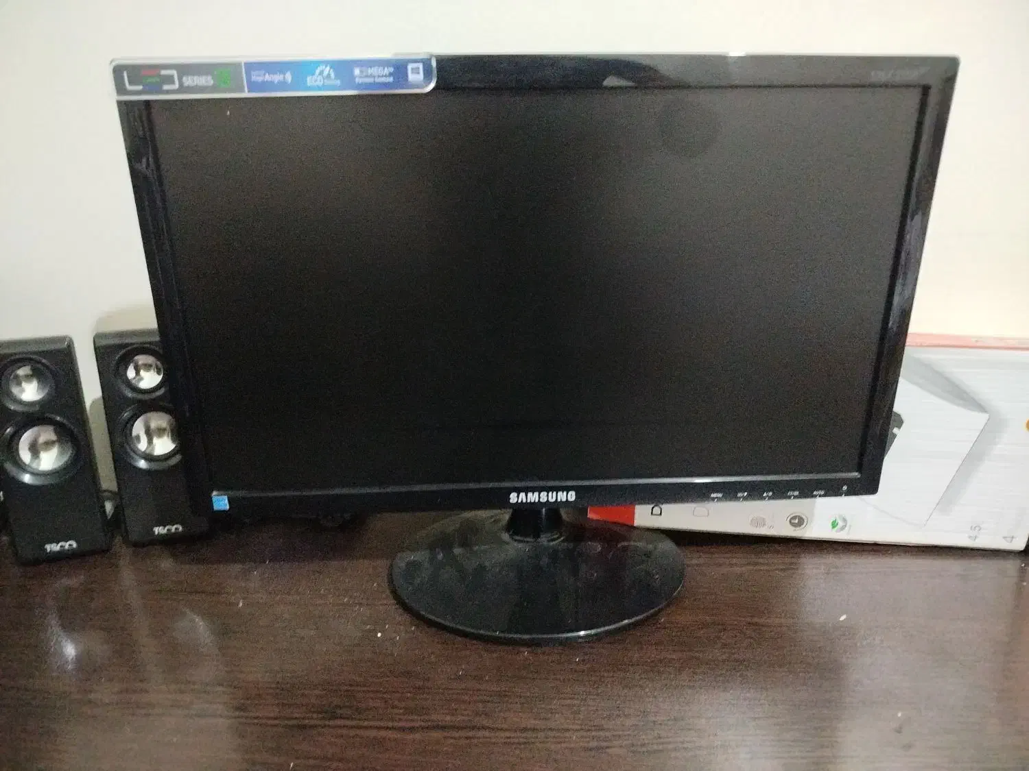 میز و صندلی|میز تحریر و کامپیوتر|قرچک, مهدیه|دیوار