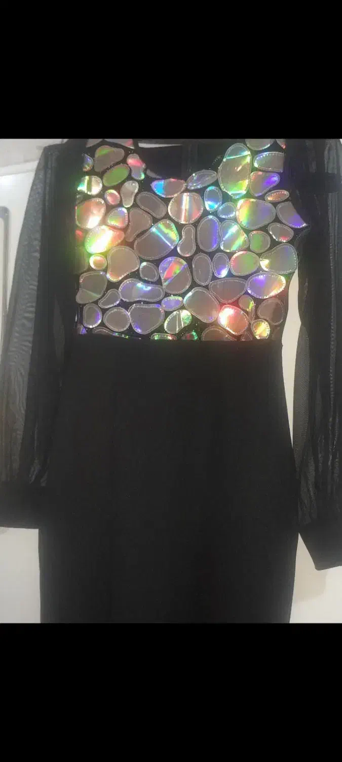 پیراهن سیاه|لباس|بندر ماهشهر, |دیوار