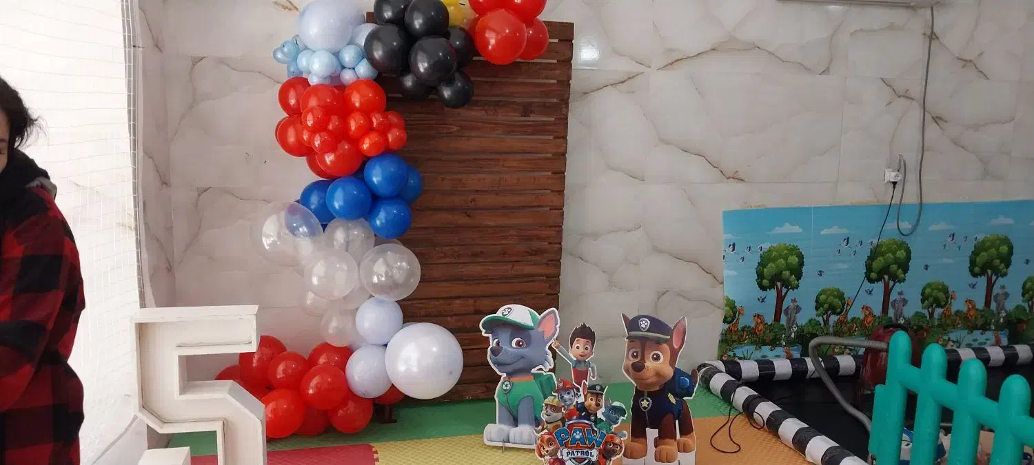 بادکنک آرایی مراسمات تولد و شادی و افتتاحیه|خدمات پذیرایی، مراسم|کرمانشاه, |دیوار