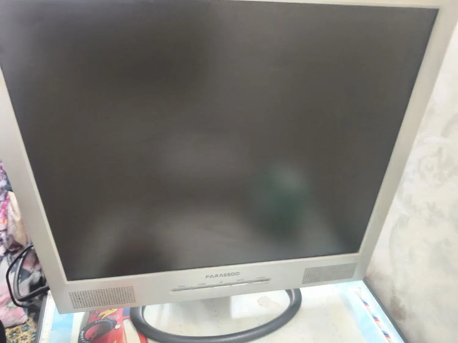 یک عدد مانیتور فراسو 19ابنچ بلنگودار با دسته اضافه|تلویزیون و پروژکتور|تهران, نازیآباد|دیوار