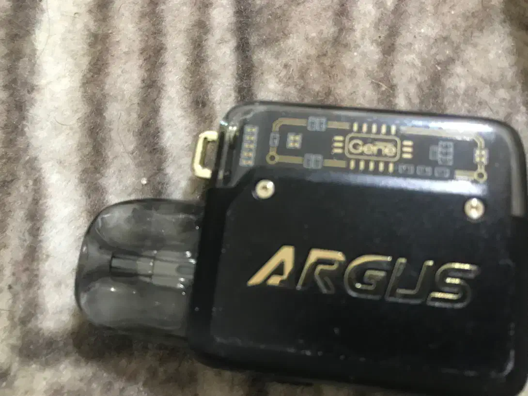 یک دستگاه پاد نو چندبار فقط استفاده شده|زیورآلات و اکسسوری|بندر ماهشهر, |دیوار