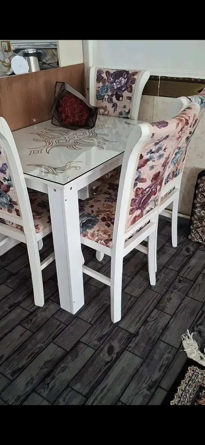 میز غذاخوری|میز و صندلی غذاخوری|اقبالیه, |دیوار