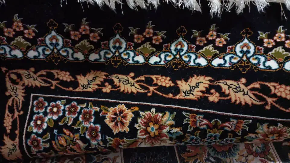 دو عدد فرش سه در چهار|فرش|جیرفت, |دیوار