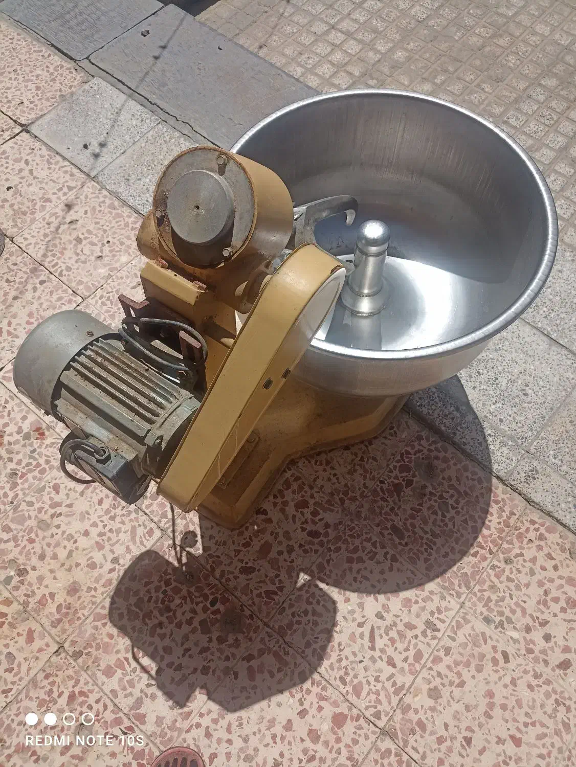 خمیر گیر ۲۰ کیلویی در حد نو|خردکن، آسیاب، غذاساز|شهرکرد, |دیوار