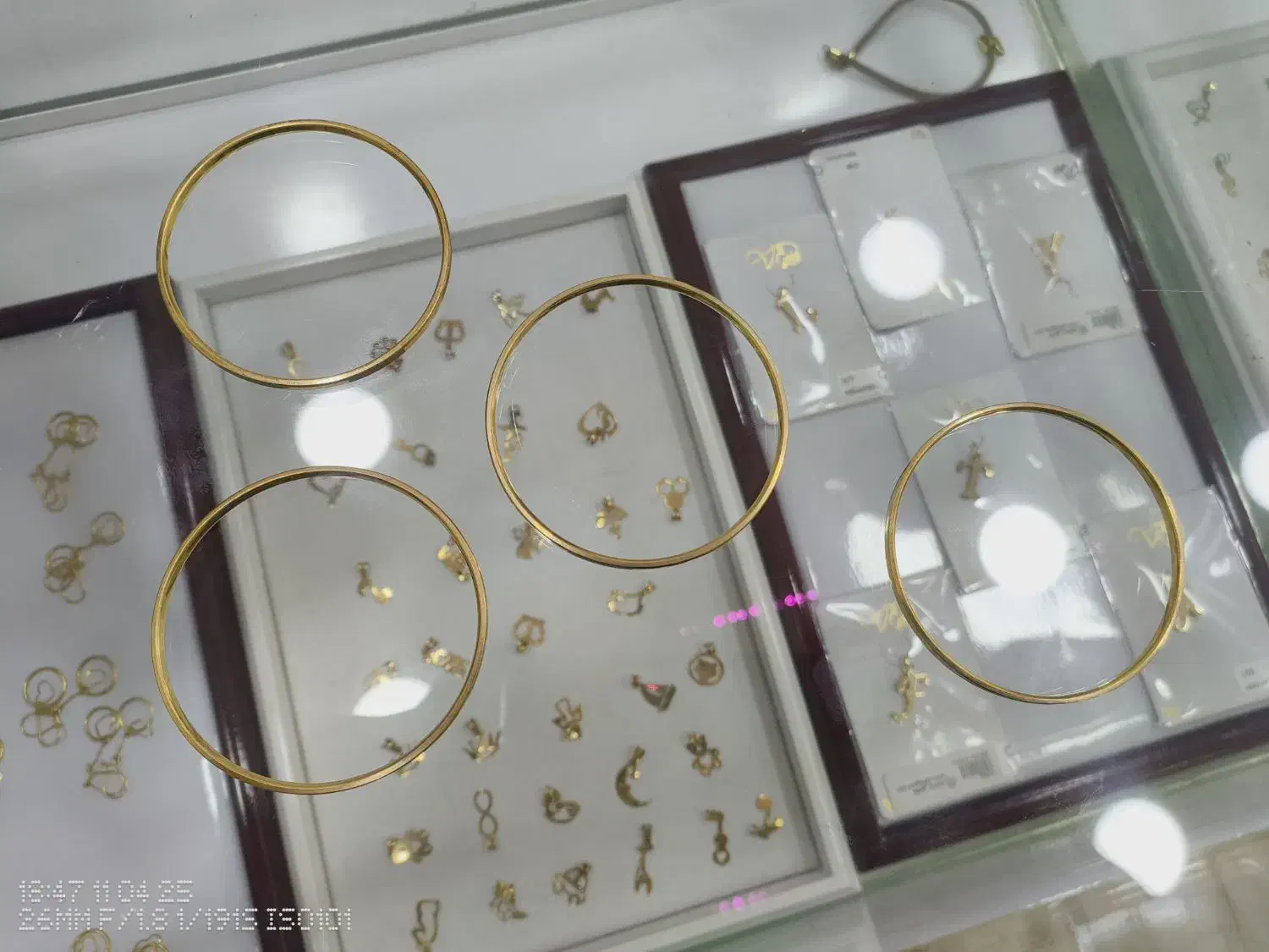 النگو آیینه ای|جواهرات|دهدشت, |دیوار