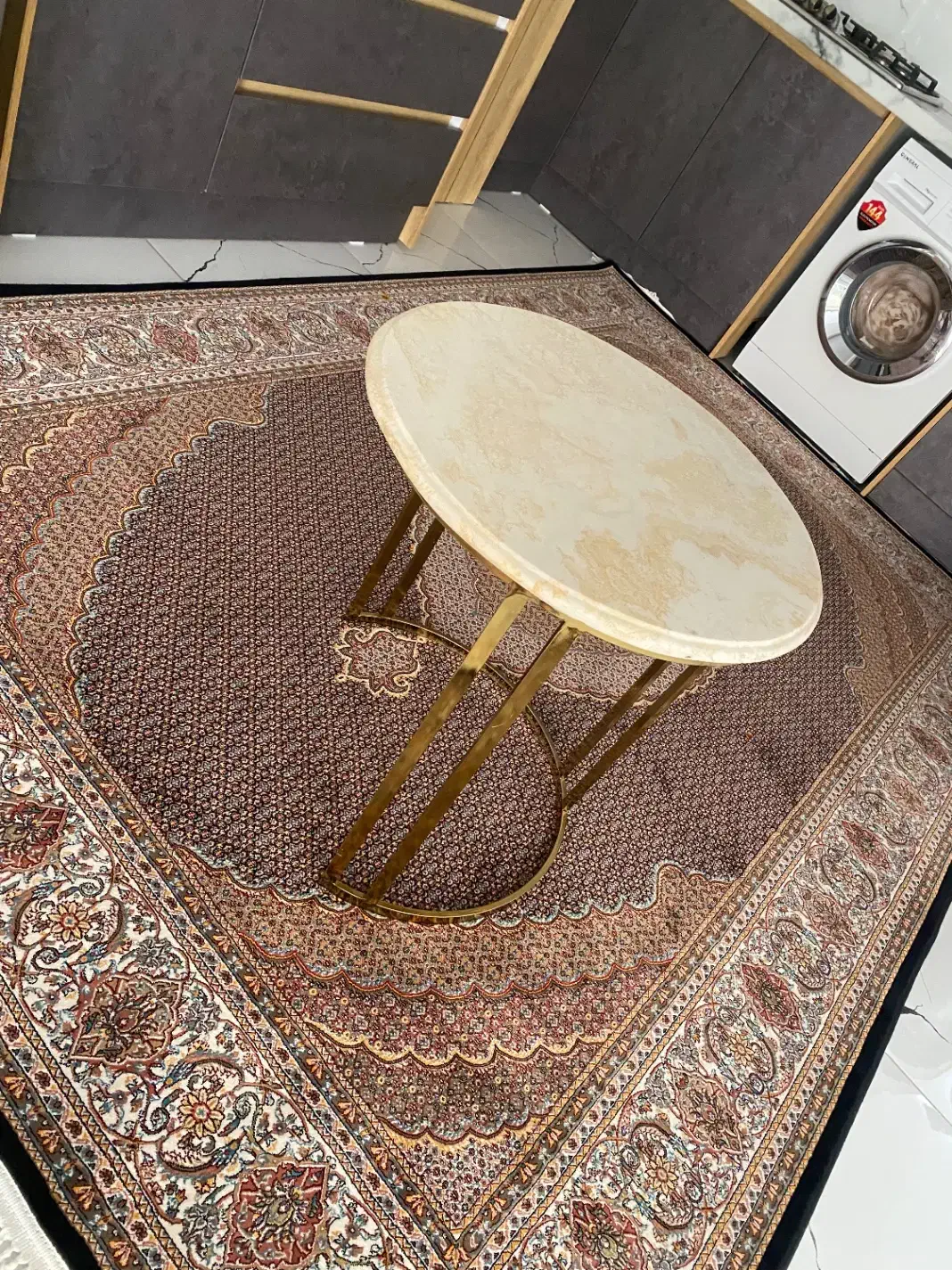 میز گرد رویه سنگ|مبلمان خانگی و میز عسلی|خوی, |دیوار