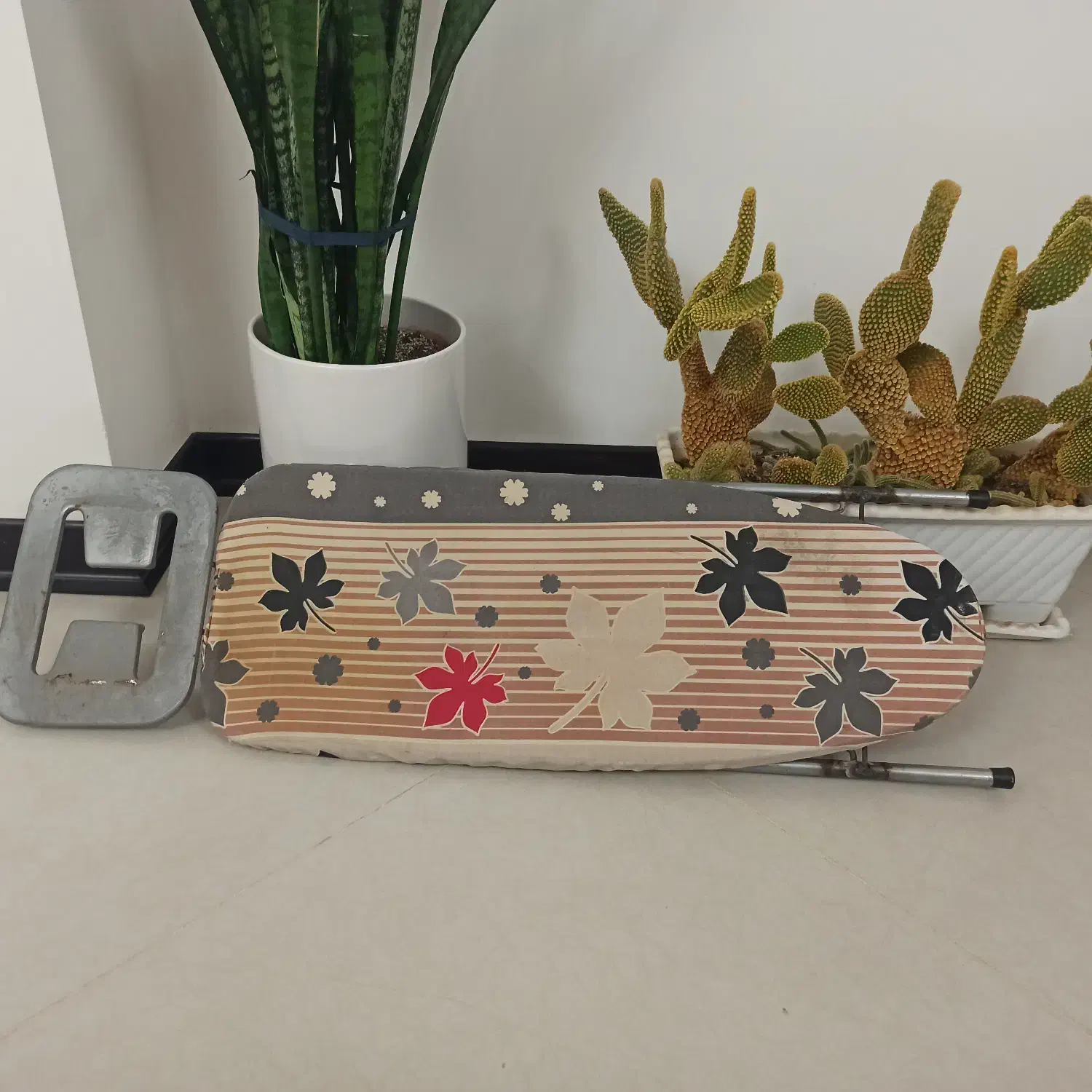 میز اتو خانگی|اتو و لوازم اتو|مهاباد (آذربایجان غربی), |دیوار