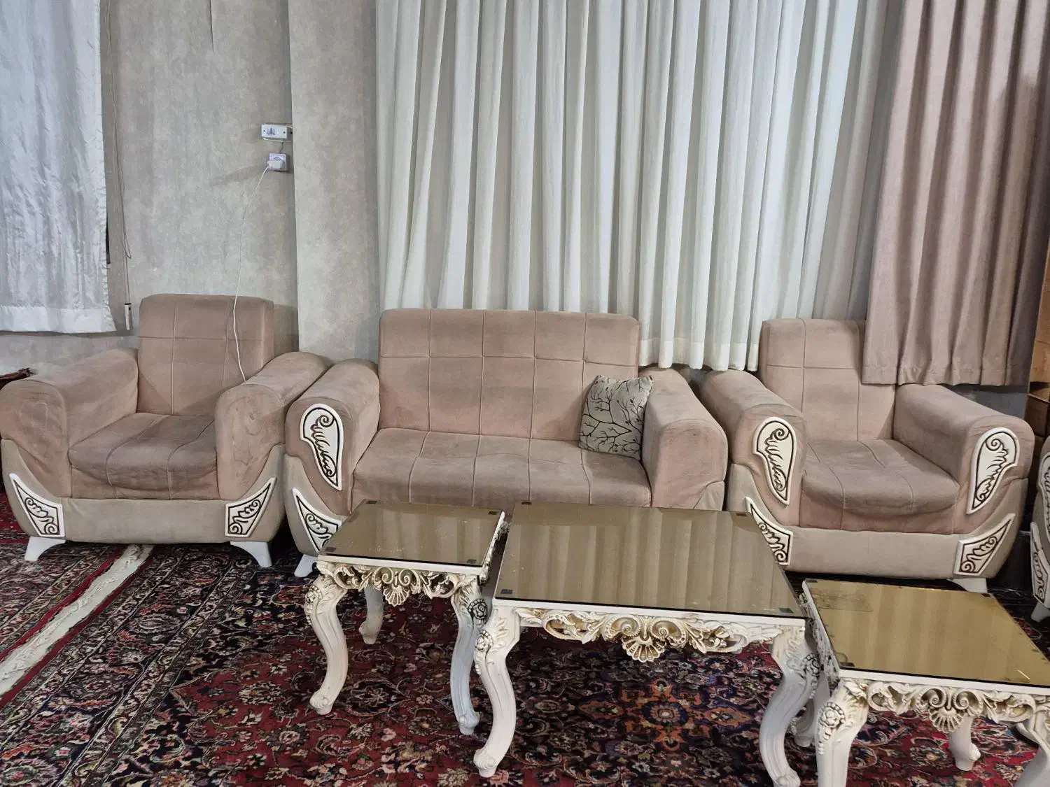 مبل|مبلمان خانگی و میز عسلی|مشهد, کارگران|دیوار