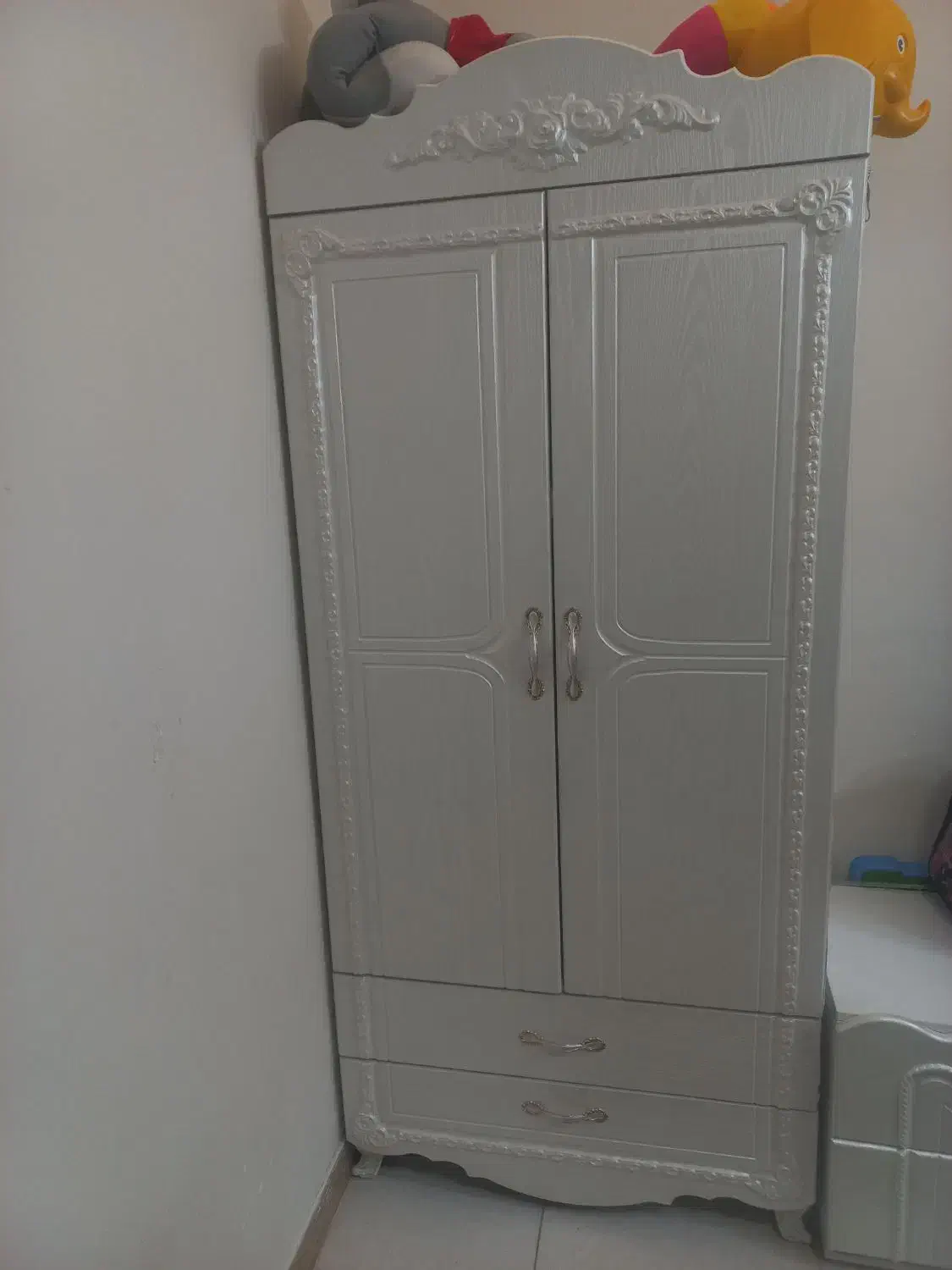 تخت وکمد سفید بچگانه|تخت و سرویس خواب|خاوران, |دیوار