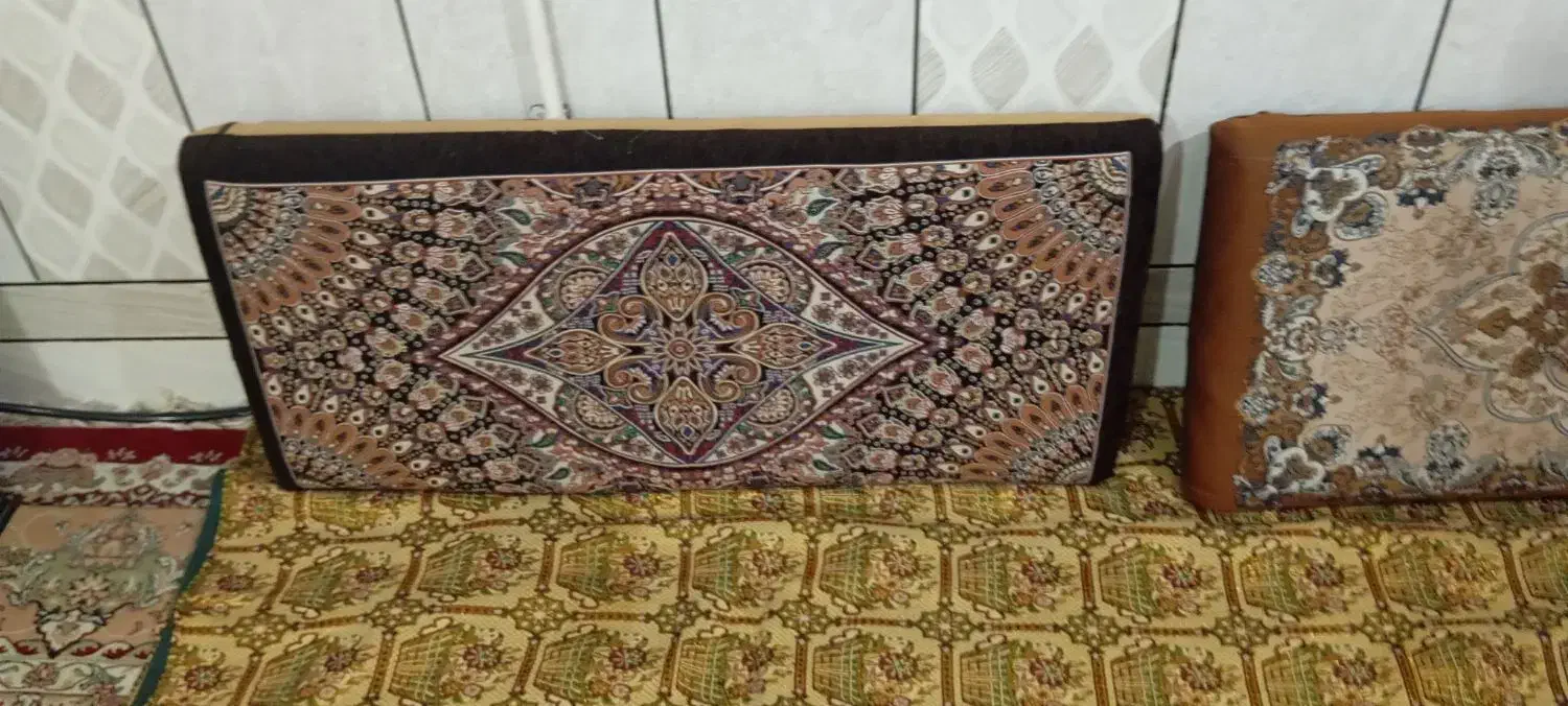 پشتی ۶تا باهم|پشتی|زاهدان, |دیوار