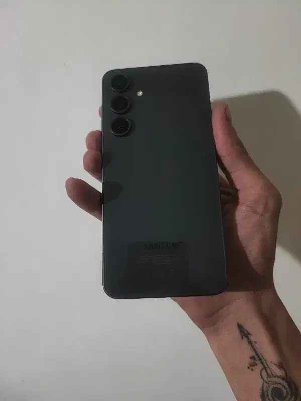 s24fe|موبایل|ارومیه, |دیوار