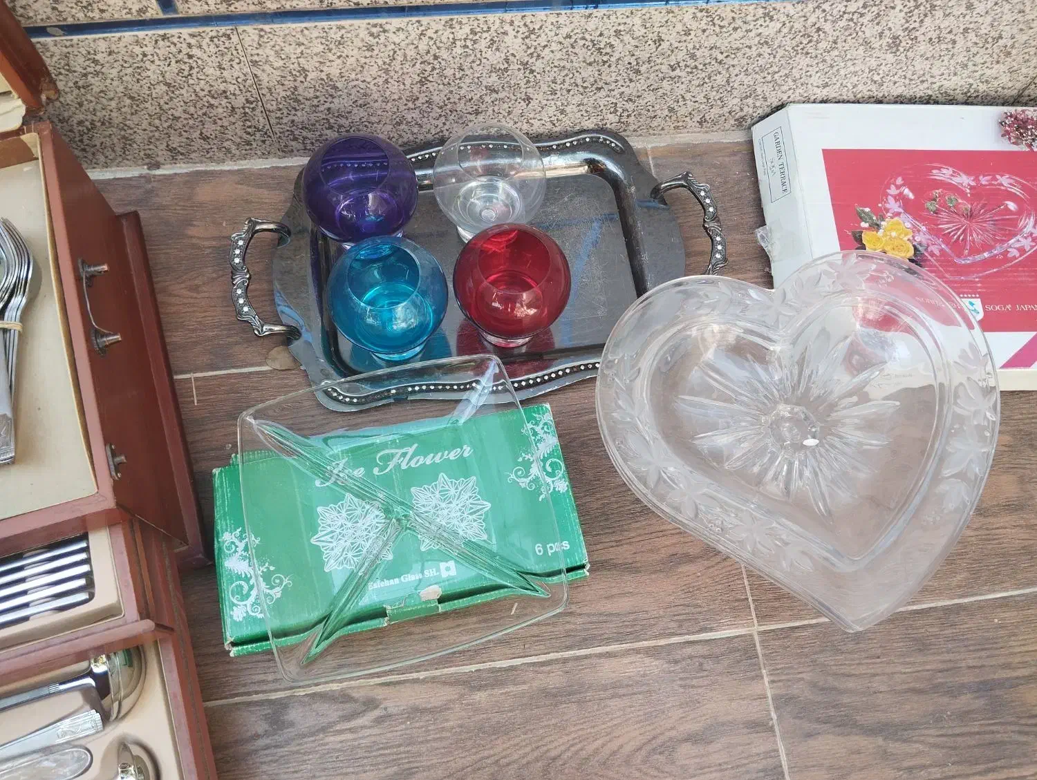 وسایل خانه|ظروف سرو و پذیرایی|شاهین‌شهر, گرگاب|دیوار