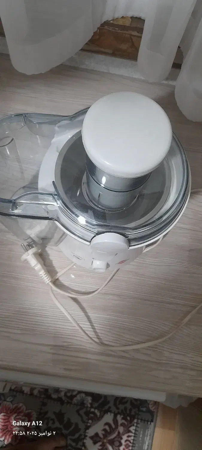 آبمیوه گیری پارس خزر|آبمیوهگیر و آبمرکباتگیر|رشت, دروازه لاکان|دیوار