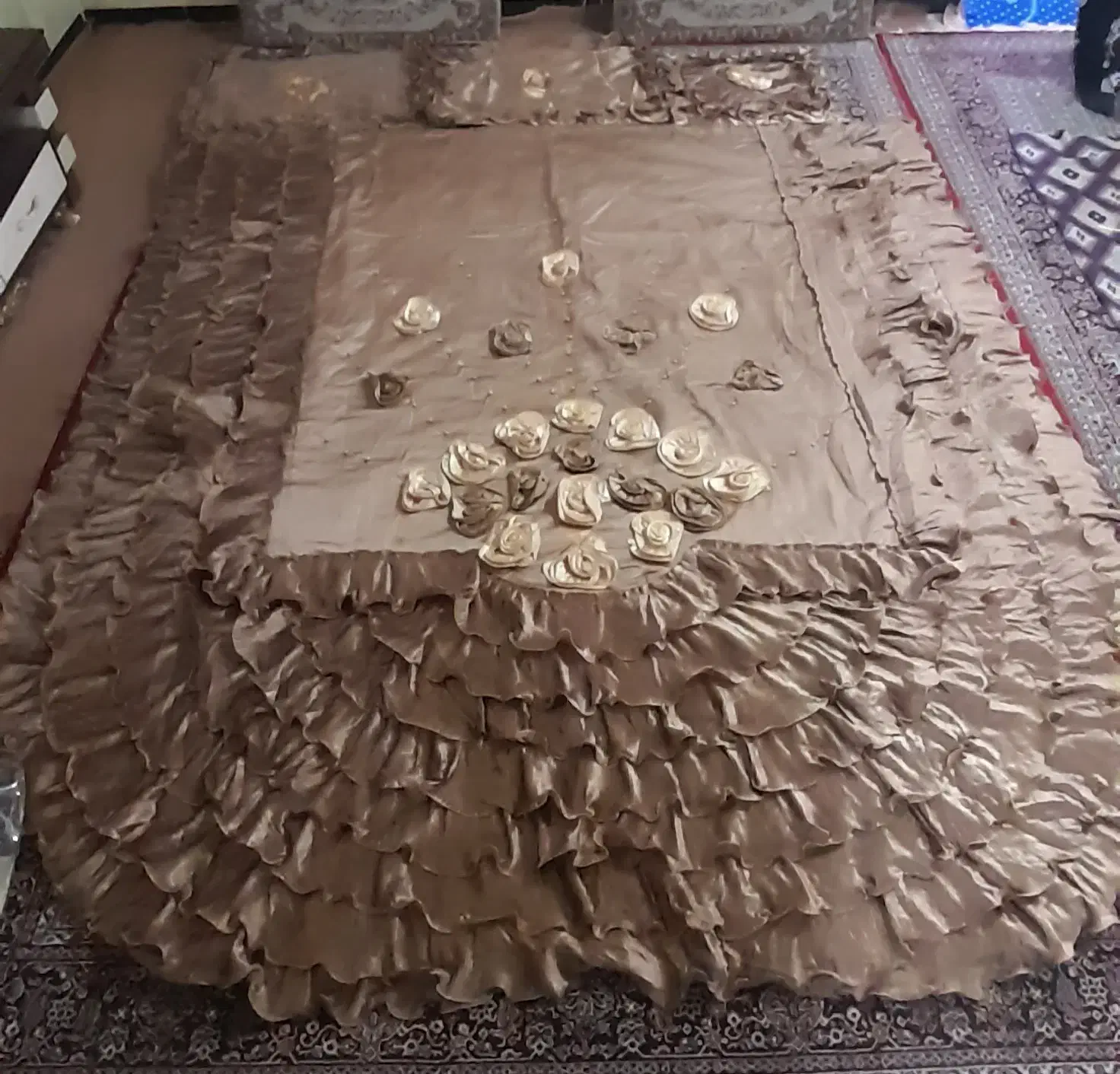 تلویزیون نونو  سرویس کارد نونو و روتختی در حد نو|تلویزیون و پروژکتور|همدان, |دیوار