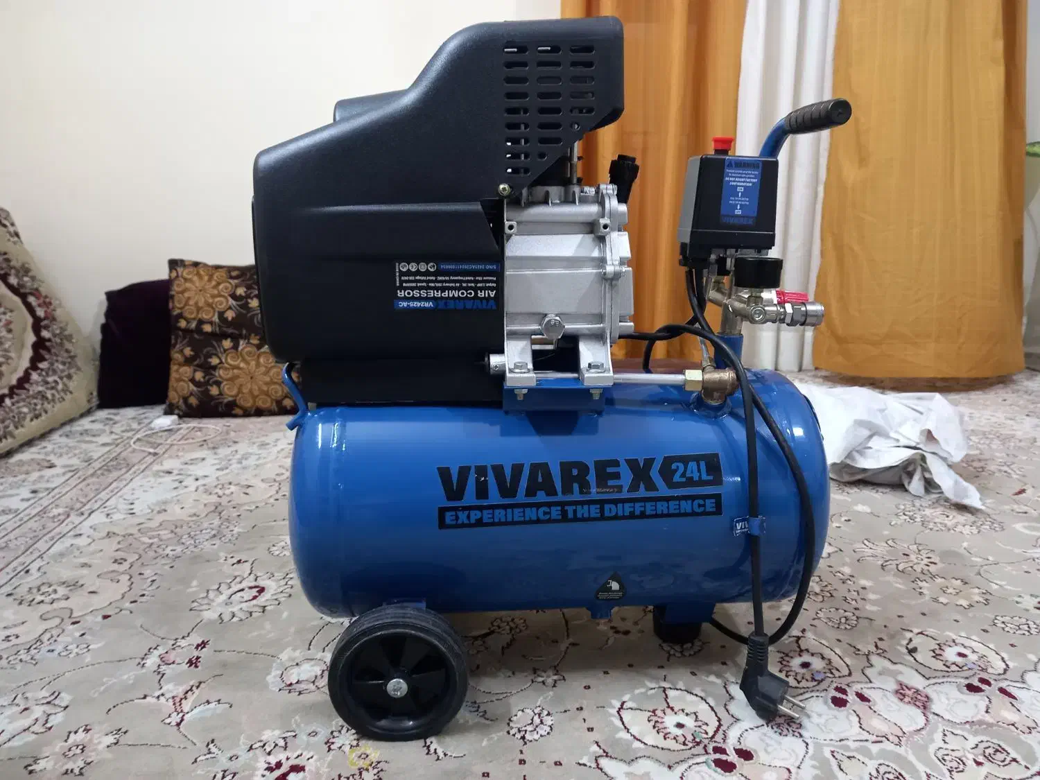 پمپ باد ۲۴ لیتری|ابزارآلات|مشهد, فاطمیه|دیوار