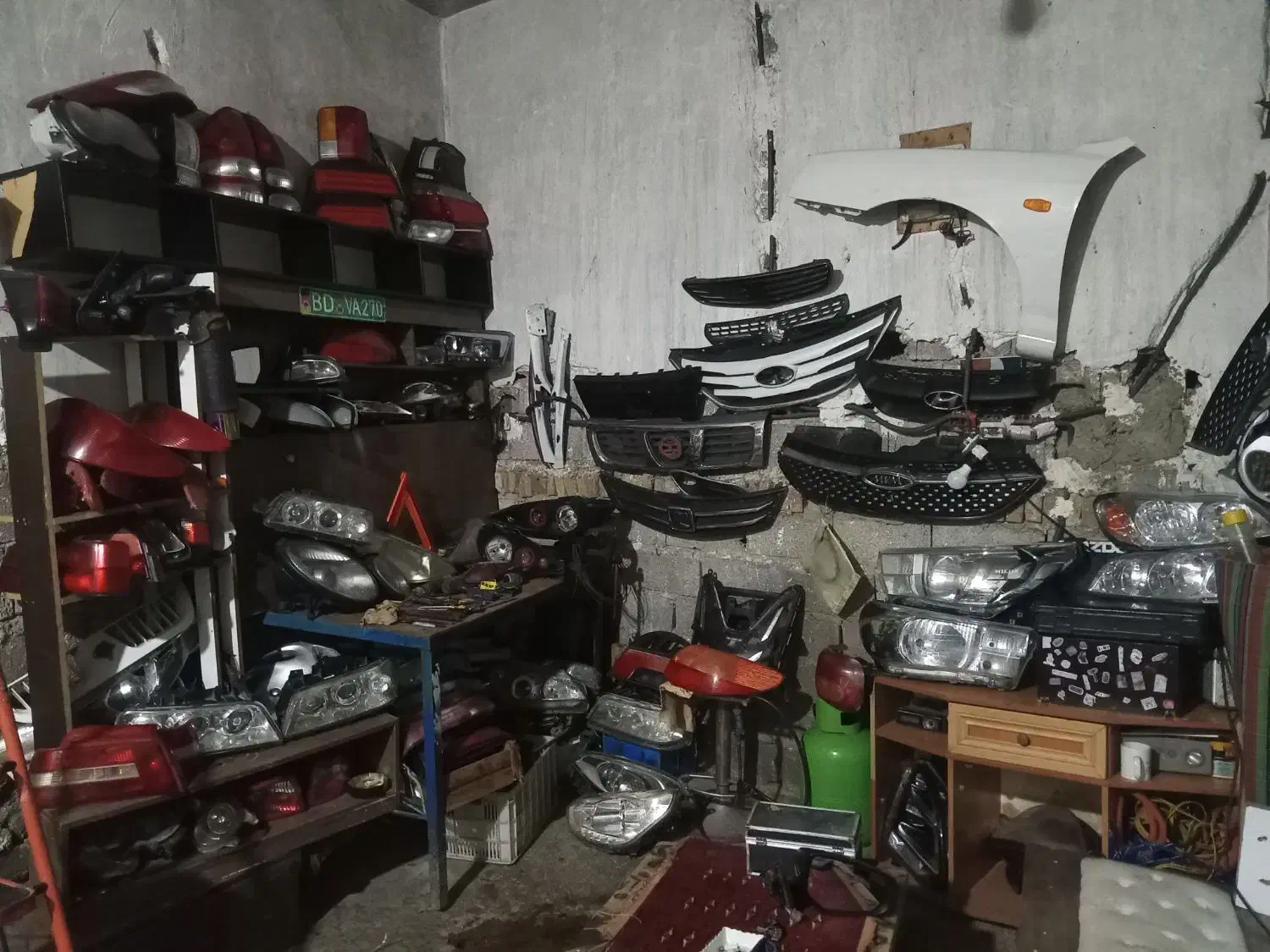 فروش لوازم استوک درحد ایرانی وخارجی|قطعات یدکی و لوازم جانبی|ساری, |دیوار