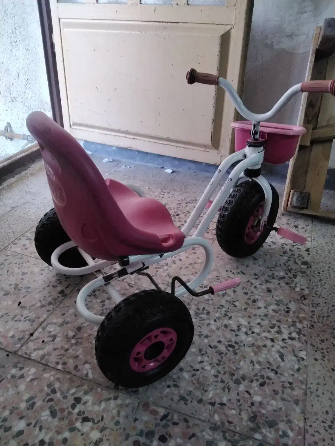 سه چرخه کودکان|دوچرخه، اسکیت، اسکوتر|شوشتر, |دیوار