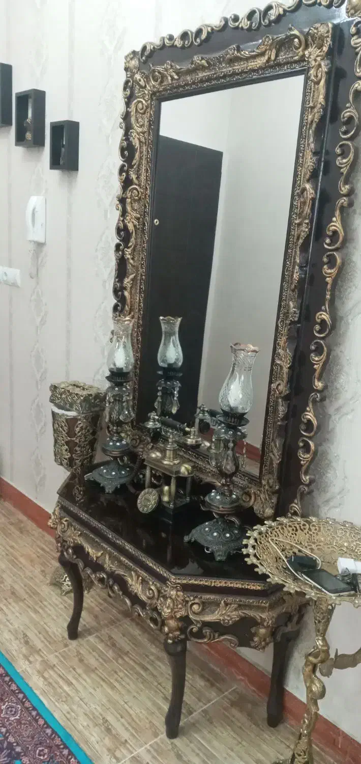 کنسول و شمعدان|مبلمان خانگی و میز عسلی|میانه, |دیوار