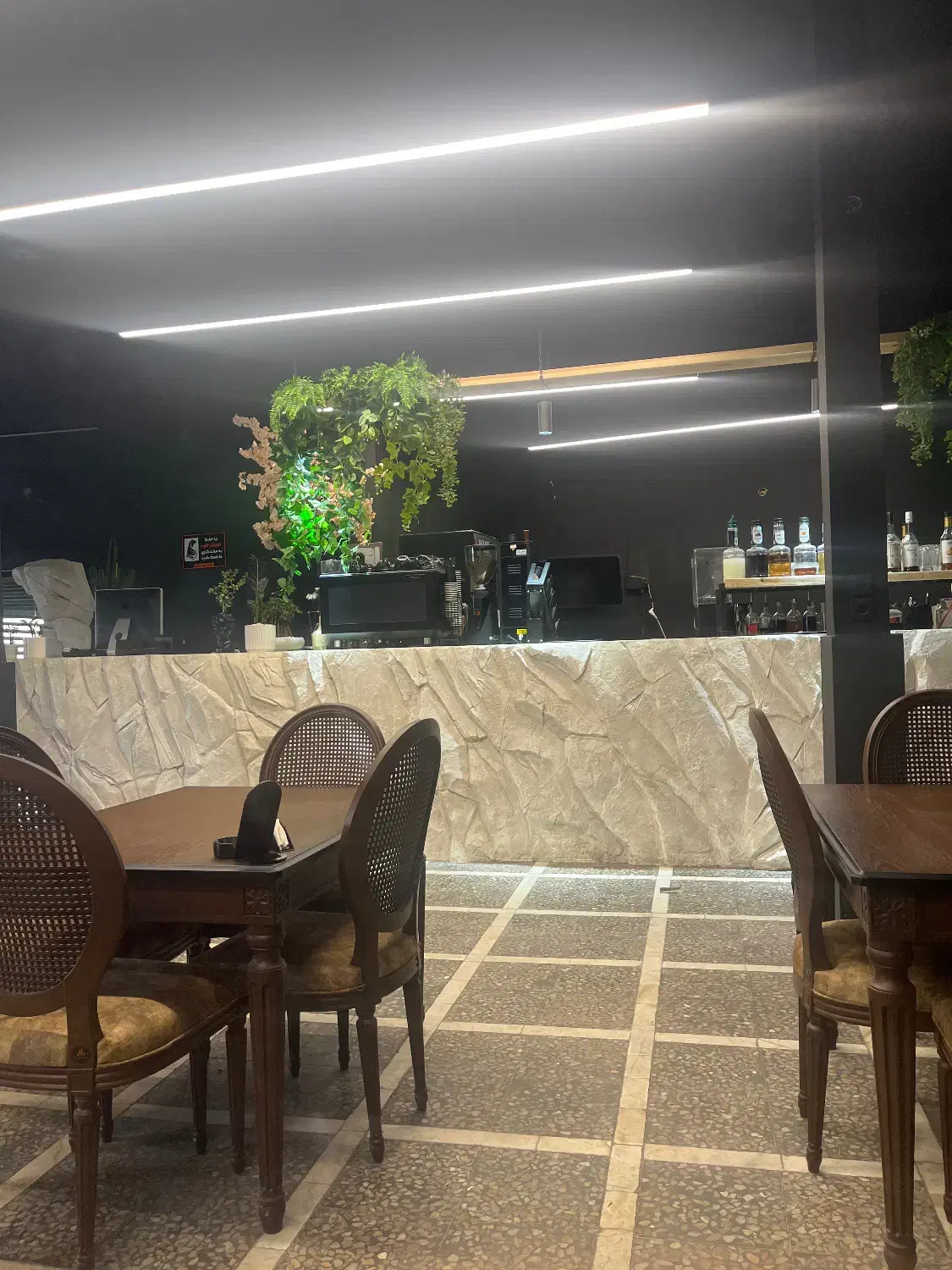 کمک باریستا خانم|استخدام خدمات فروشگاه و رستوران|سقز, |دیوار