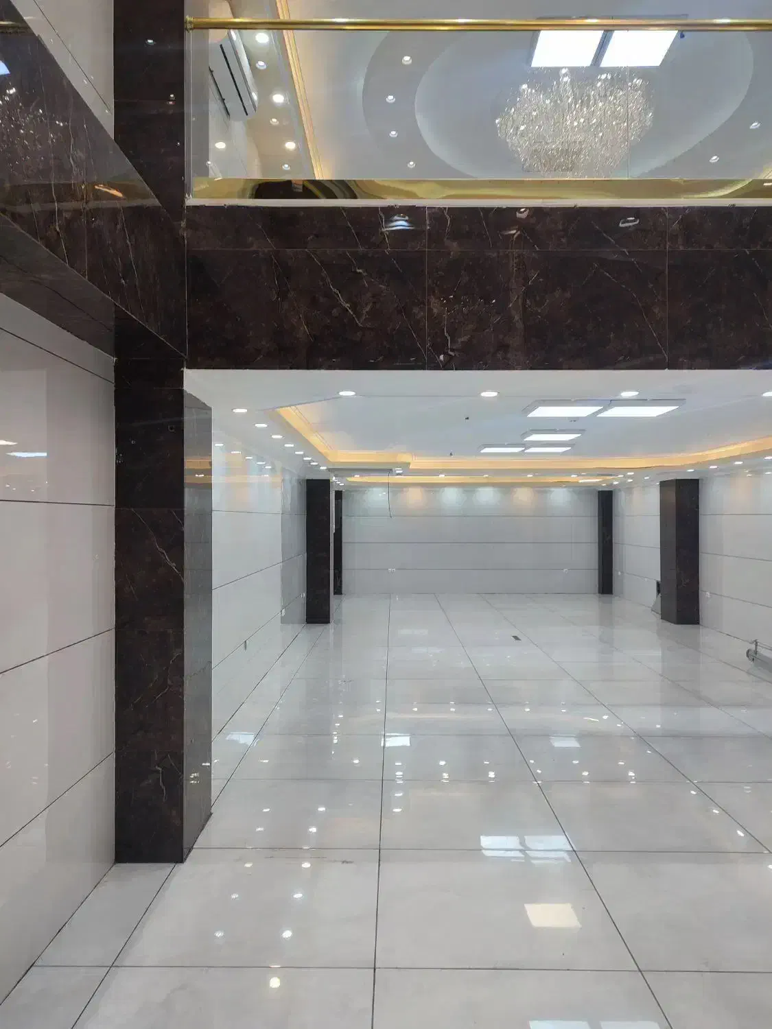 فروش مغازه ۲۱۰ متری حاشیه بلوار امام خمینی|فروش مغازه و غرفه|ایرانشهر, |دیوار