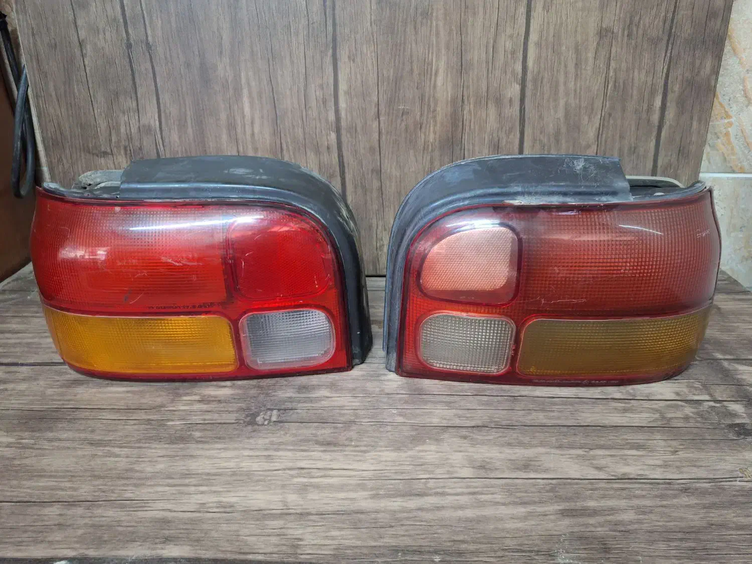 چراغ پراید|قطعات یدکی و لوازم جانبی|هشتگرد, هیو|دیوار