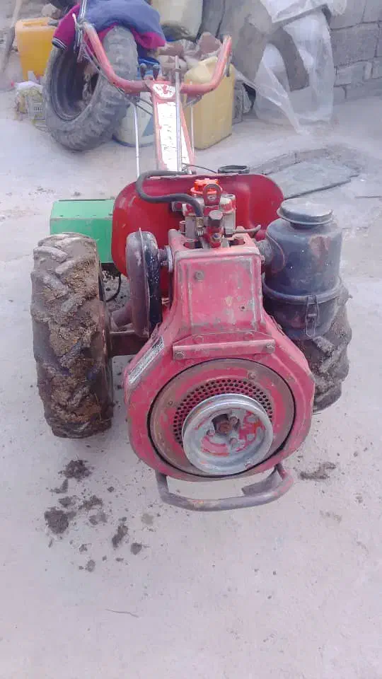 شخم زدن باغ و مزرعه با تیلر|خدمات باغبانی و درختکاری|سراب, |دیوار