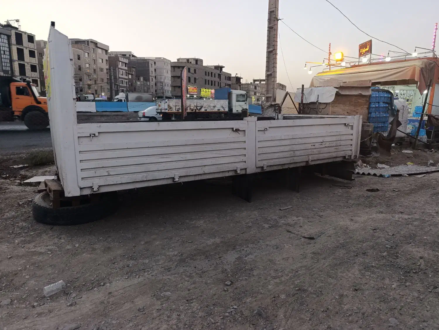 اتاق کفی بغل بازشو ایسوزو.خاور|قطعات یدکی و لوازم جانبی|نسیم‌شهر, |دیوار