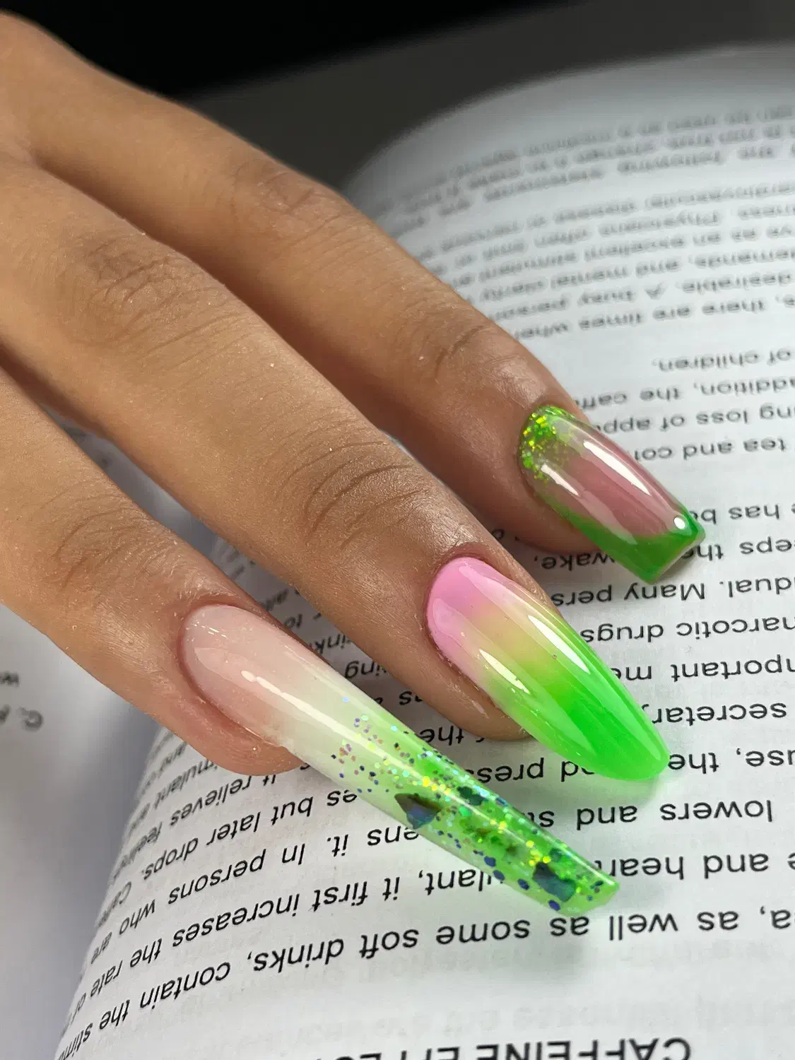 آموزش صفر تا ۱۰۰ناخن|خدمات آرایشگری و زیبایی|صومعهسرا, |دیوار