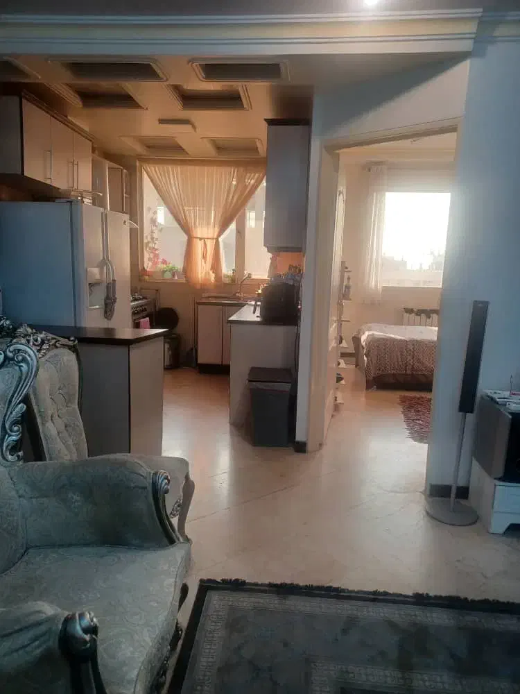 80متری/دو خواب/فول امکانات/تاپ لوکیشن