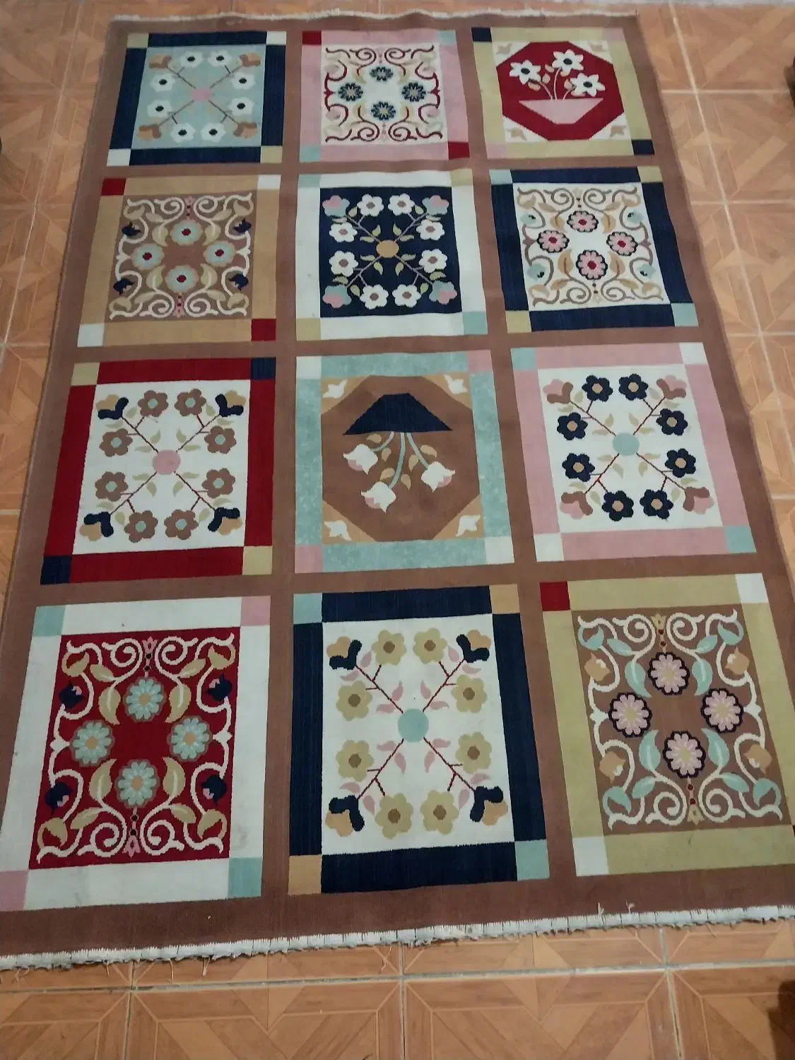 فرش ۴ متری ابریشم|فرش|قدس, شهرقدس|دیوار