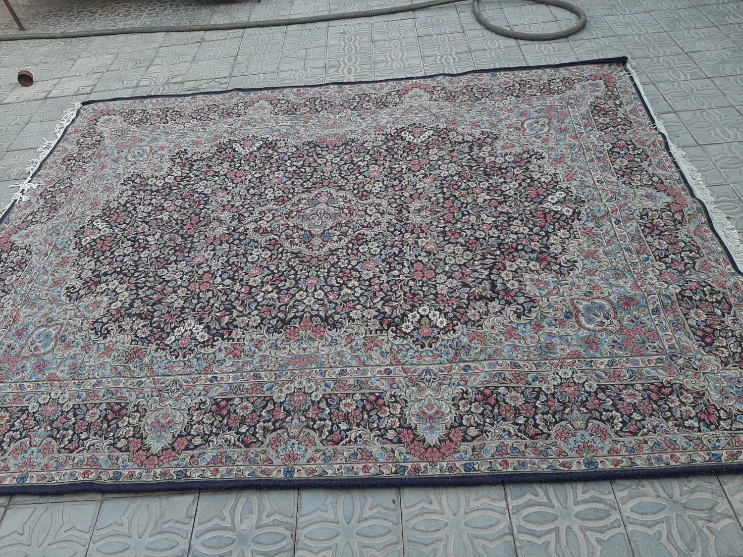 قالی دستباف سرام راوری|فرش|راور, |دیوار