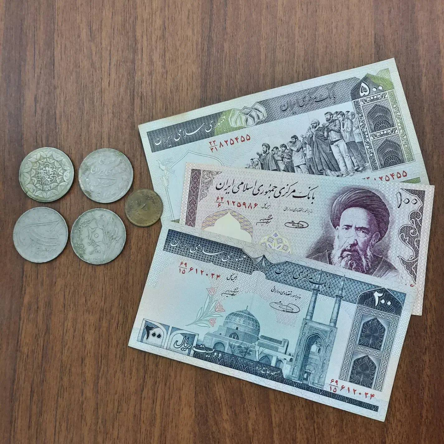 سکه|کلکسیون سکه، تمبر، اسکناس|صومعه‌سرا, |دیوار