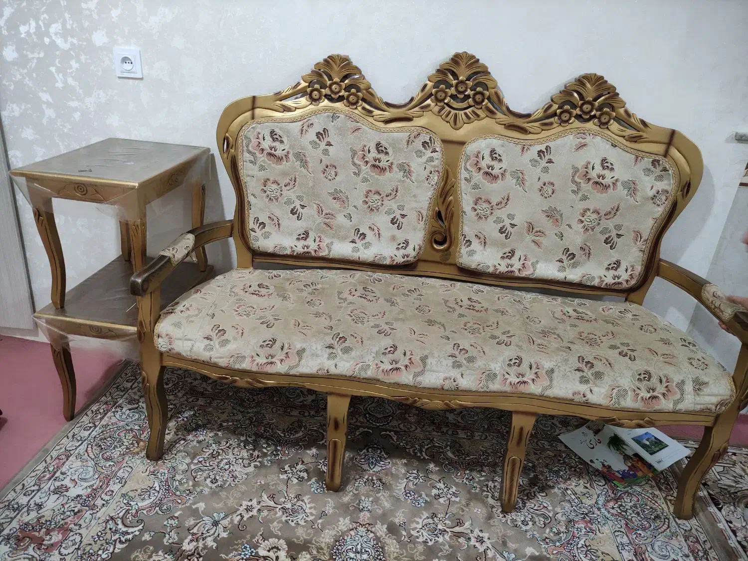 مبلمان سلطنتی هفت نفره|مبلمان خانگی و میز عسلی|درگزین, |دیوار