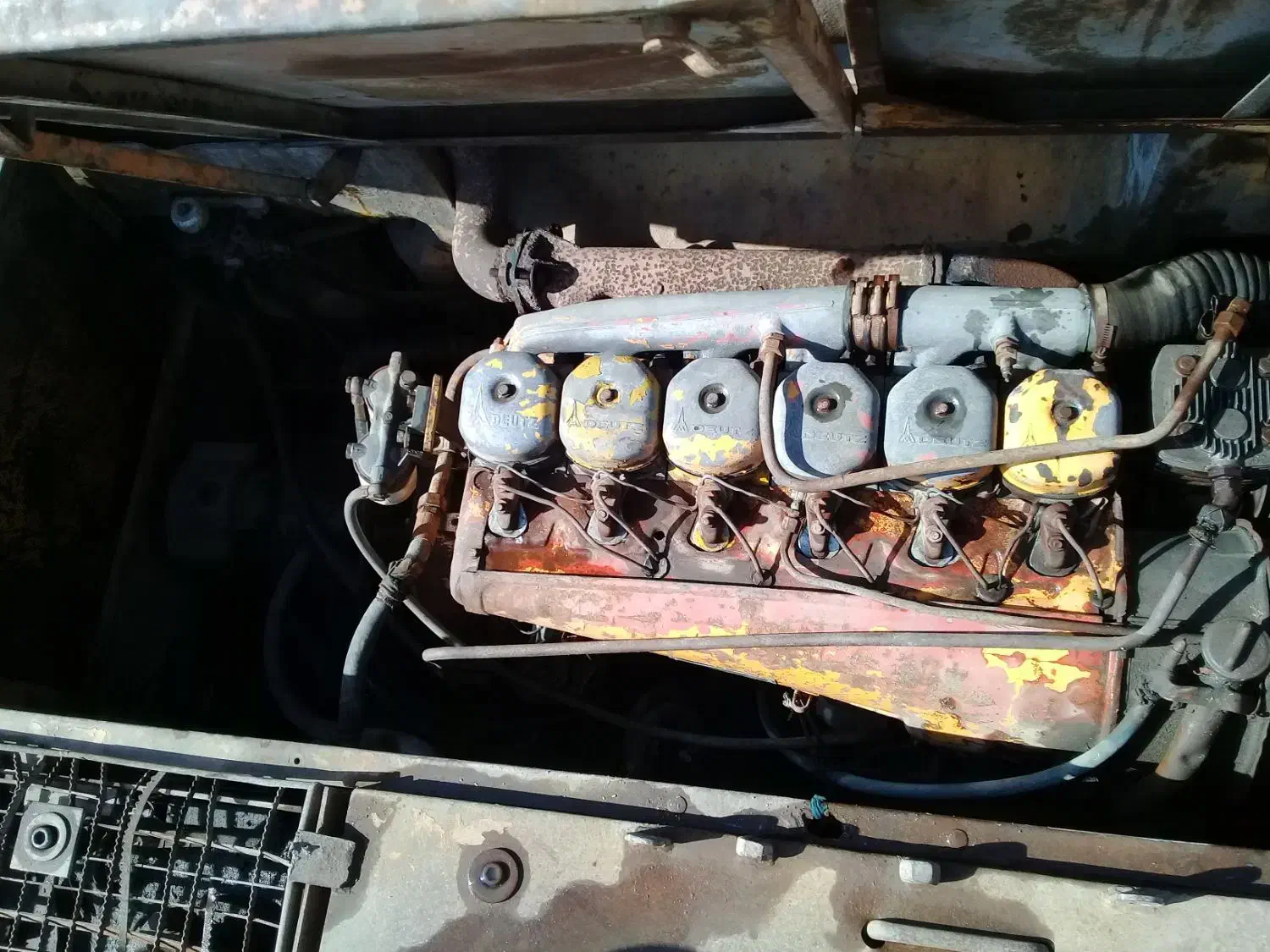 بیل ۹۱۲|خودرو سنگین|باغ بهادران, |دیوار