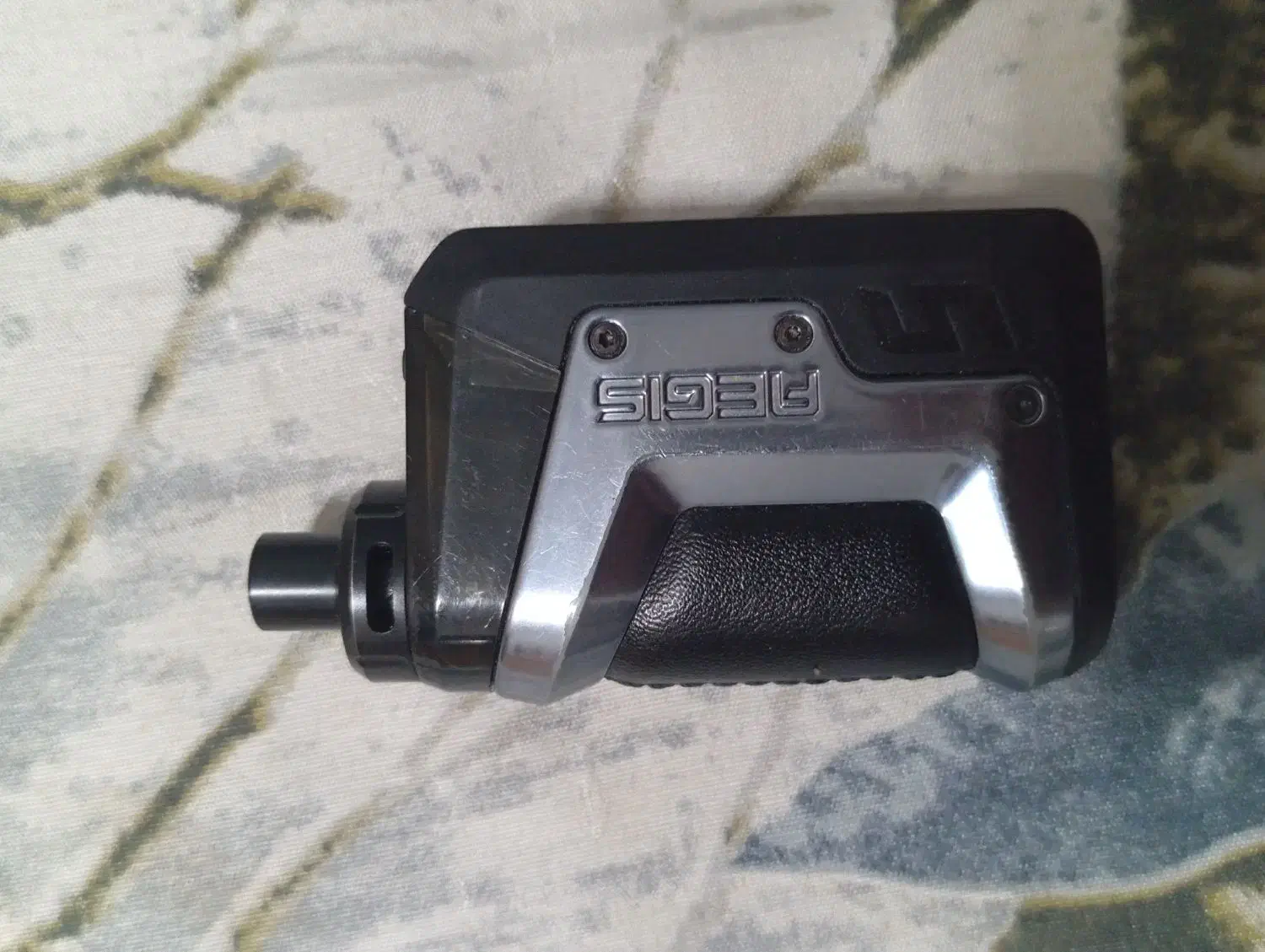 ویپ ایجیس هیرو|زیورآلات و اکسسوری|بندر انزلی, لاله|دیوار