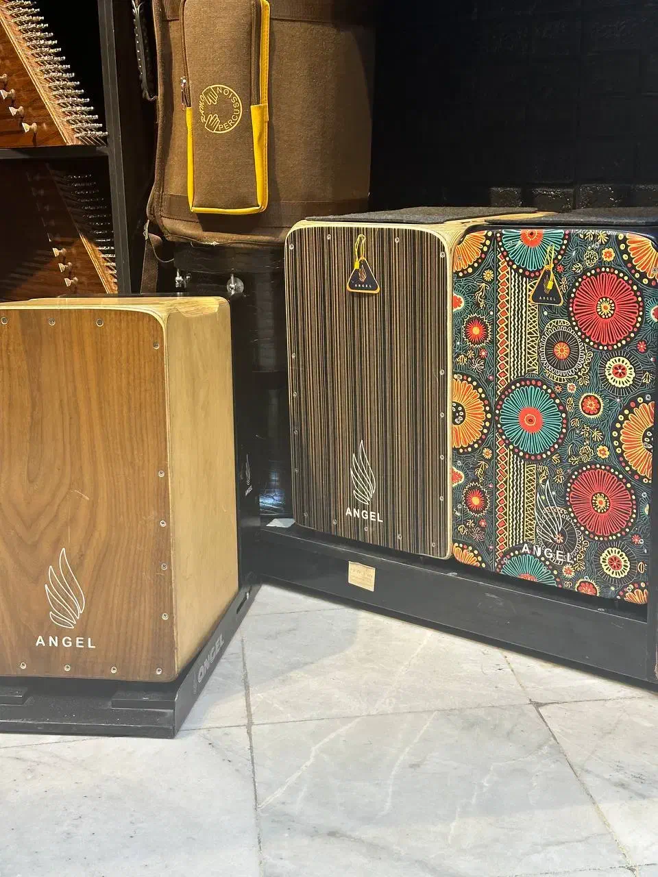 کاخن پالوس آنجل|درام و پرکاشن|مشهد, شهرک رازی (شهرک غرب)|دیوار