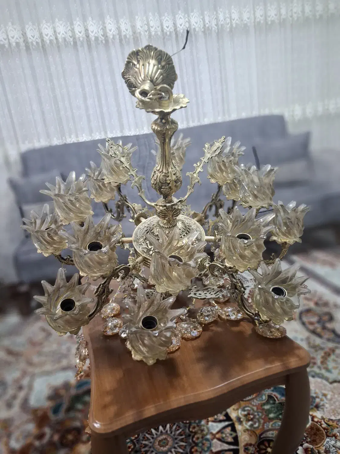 لوستر ۸ شاخه در حد نو برنجی|لوستر و چراغ آویز|خرمدره, |دیوار