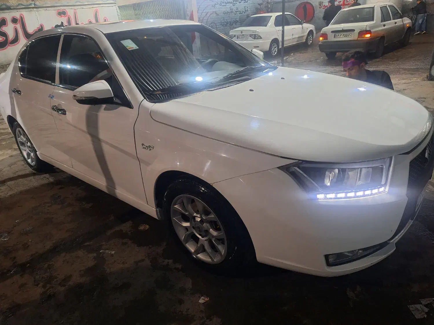 دنا ۶ دنده ۴۰۲ تمیز|خودرو سواری و وانت|صفادشت, |دیوار