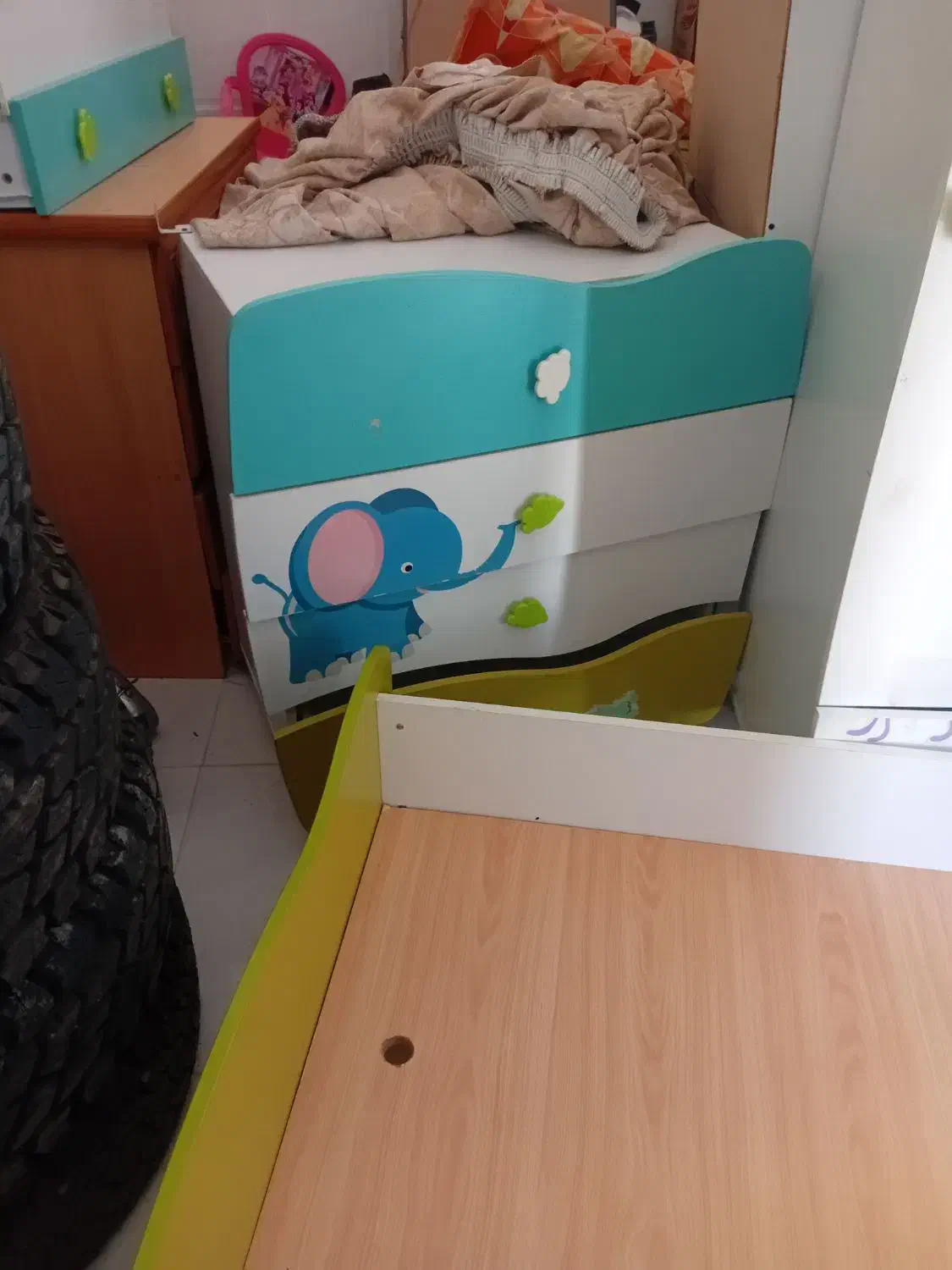 سرویس خواب بچه دست ساز و با تشک|تخت و سرویس خواب|کرمانشاه, |دیوار